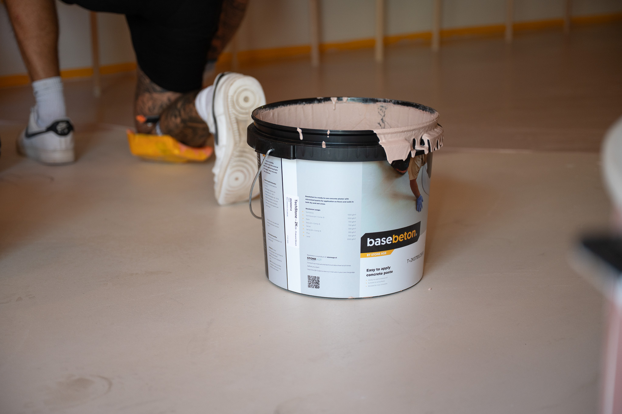 Tech Stone 1 K bucket