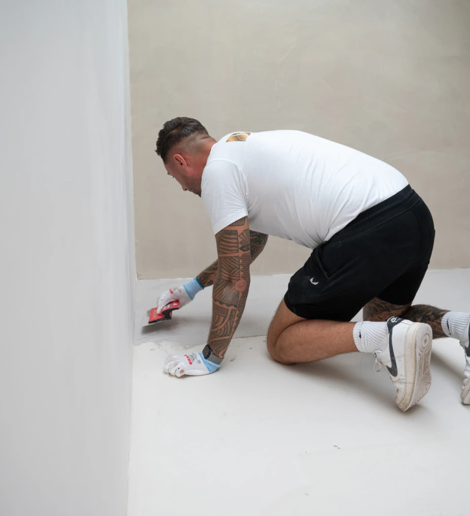 Tech Stone 1 K applying