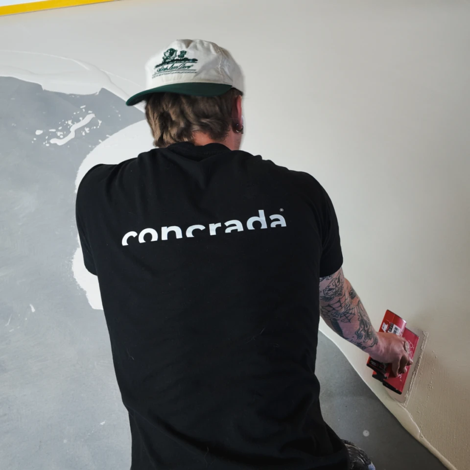 Concrada Applying
