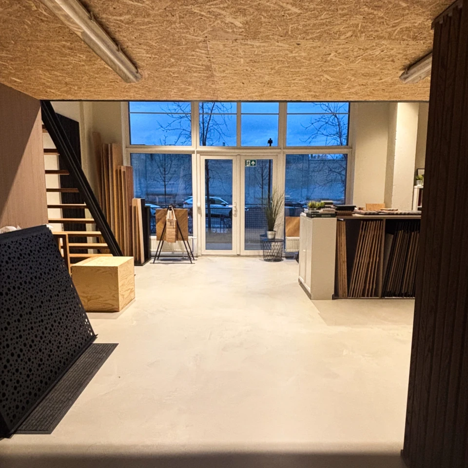 SA Lithuania Showroom 5