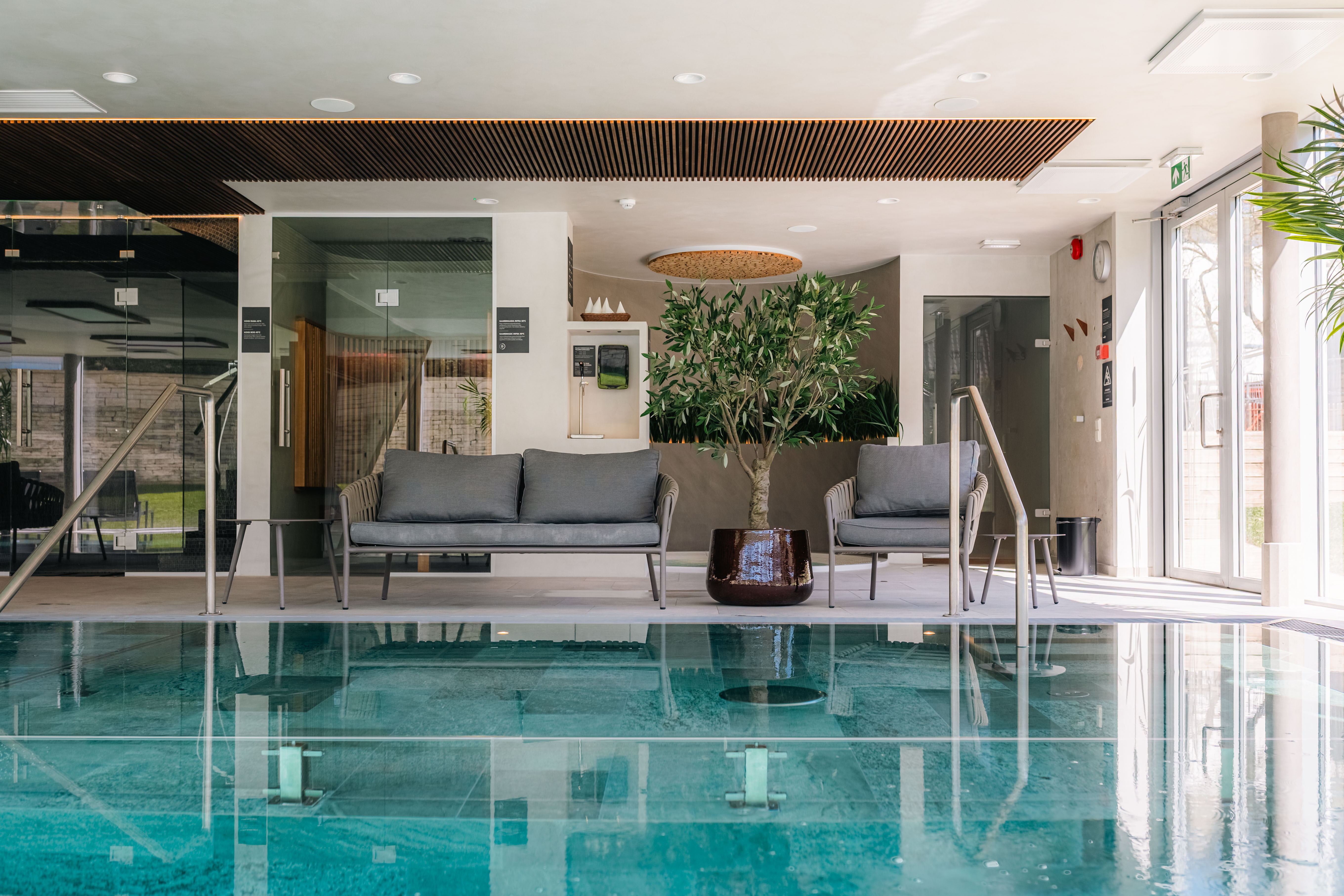 Johan Spa mikrotsement 60
