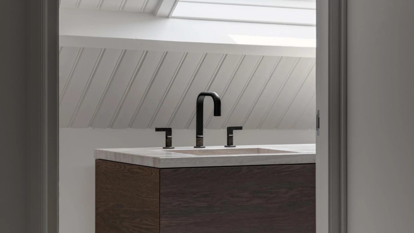 TAOL - HR 9300 NL23 4 HOFSTEDE COPYRIGHT THE ART OF LIVING JURRIT VAN DER WAAL