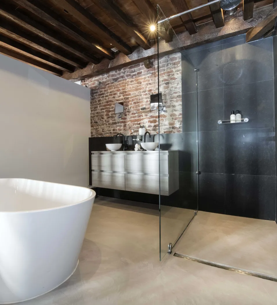 Basebeton badkamer