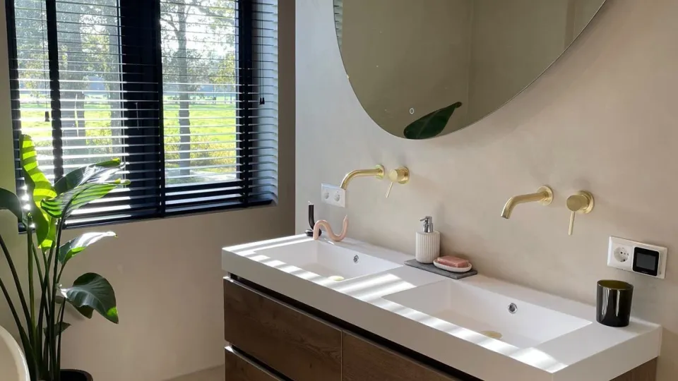 99 F66 ED9 EA94 4 A82 B5 F7 942732376859 2